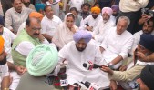 Punjab BJP chief Dhillon's convoy attacked by AAP workers 