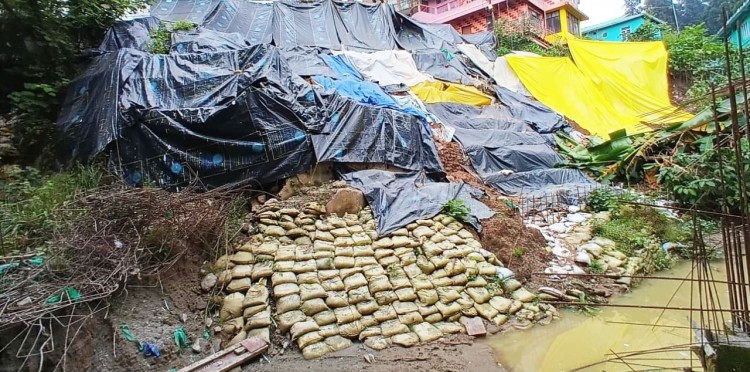 Locals fear risk from ongoing Mirik Hospital construction