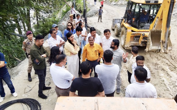 District Administration inspects landslide-affected NH-10 stretch at Bardang; directs expedited restoration works