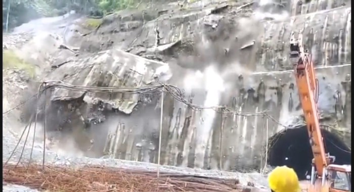 Rabi Jhora landslide damages tunnel wall of Sevoke–Rangpo rail line