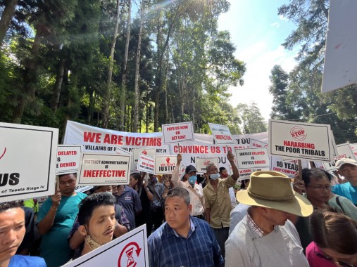 Pro-dam landowners stage protest in Mangan, demand Teesta IV HEP construction urgently