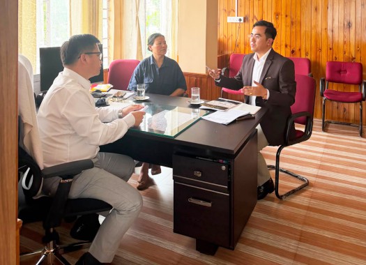 CM’s Press Secretary reviews scientific forest management with Forest & Environment Department; discusses Dhuppi thinning and Mission: Million Oak Trees by 2047