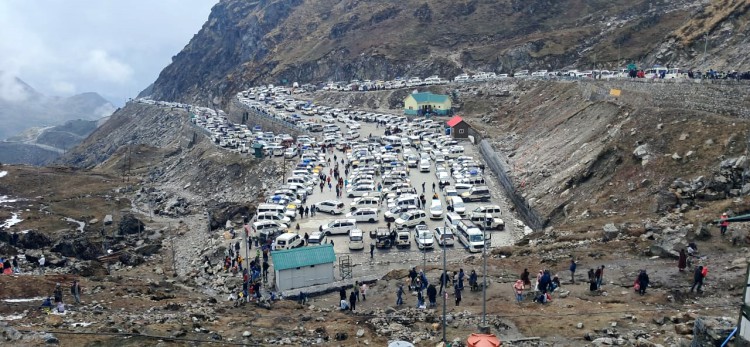 Sikkim records 8.43 lakh domestic tourists till May   24% surge over 2024 in domestic footfalls, Foreign arrivals dip 25%