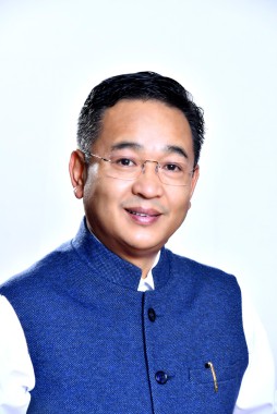 CM extends Durga Puja greetings 