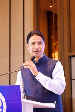 MP Bista pushes for alternate Darjeeling-Siliguri route 