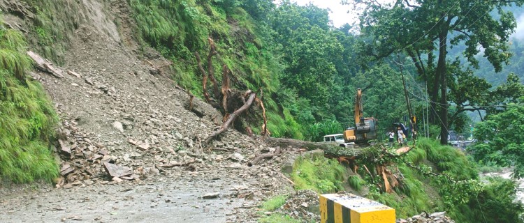Landslides disrupt NH10, vehicles taking alternative routes