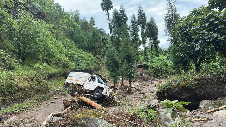 Over 20 dead as heavy rain triggers landslides across Darjeeling Hills